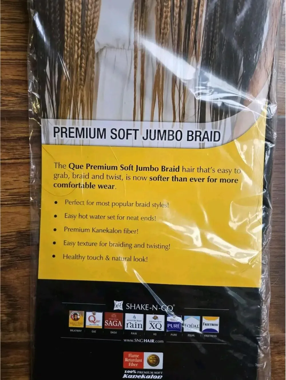 Shake-N-Go Que Jumbo Braid Hair Extensions Premium Soft Color 4 Dark Brown